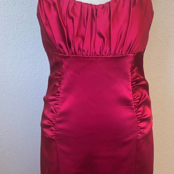 David Meister Red Shiny Cinched Mini Dress Size 6 - Picture 3 of 7